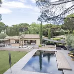 Exclusive Modern In Willa *