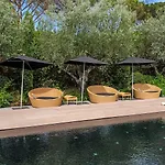 Willa Exclusive Modern In Saint-Tropez