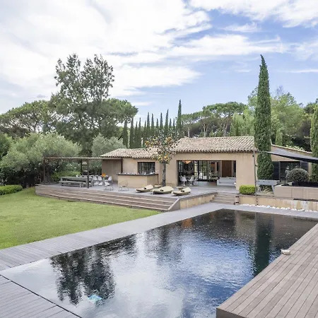 Exclusive Modern In Σαιν-Τροπέ