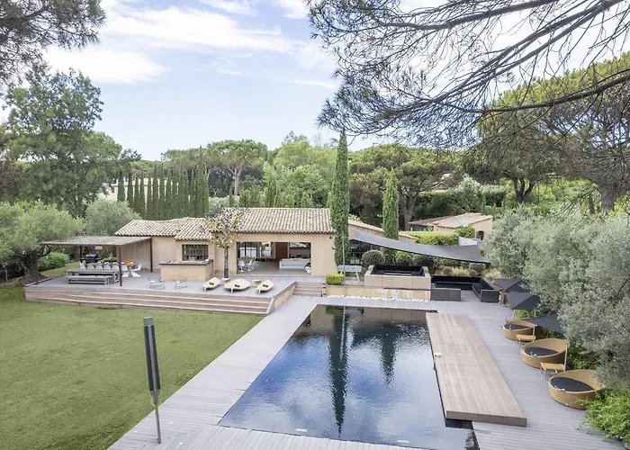 Exclusive Modern In Villa *