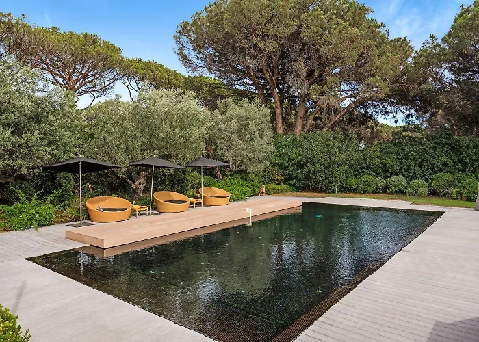 Exclusive Modern In Villa Saint-Tropez