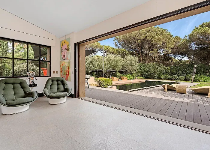 Exclusive Modern In Villa