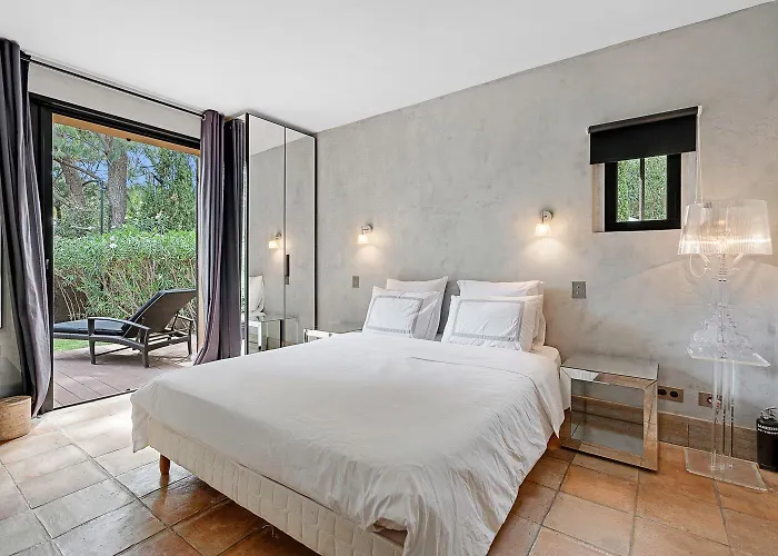 Exclusive Modern In Villa